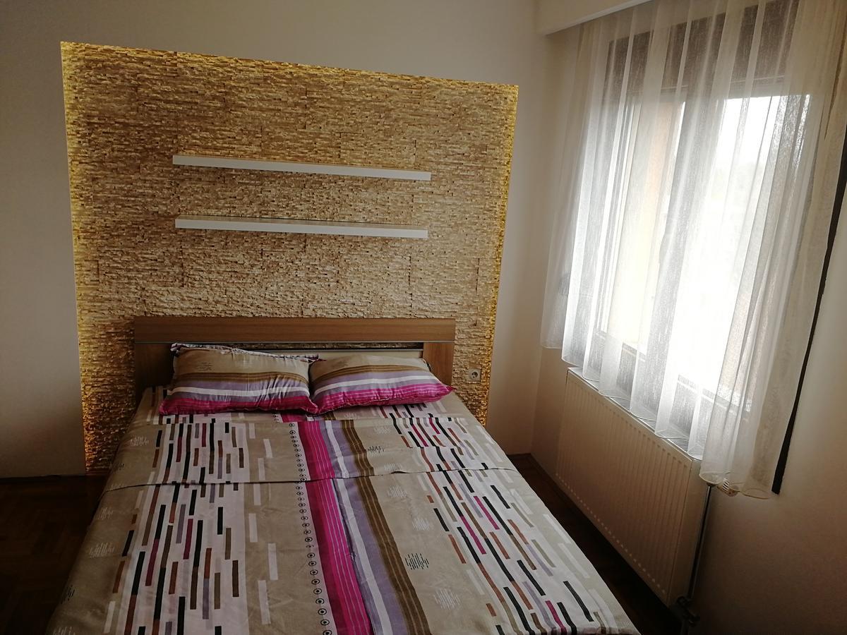 Aleksija Ni
